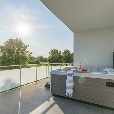 Апартаменты Luxus_spa_og_fewo Quartier 4 _we 4_ Гёрен-Леббин